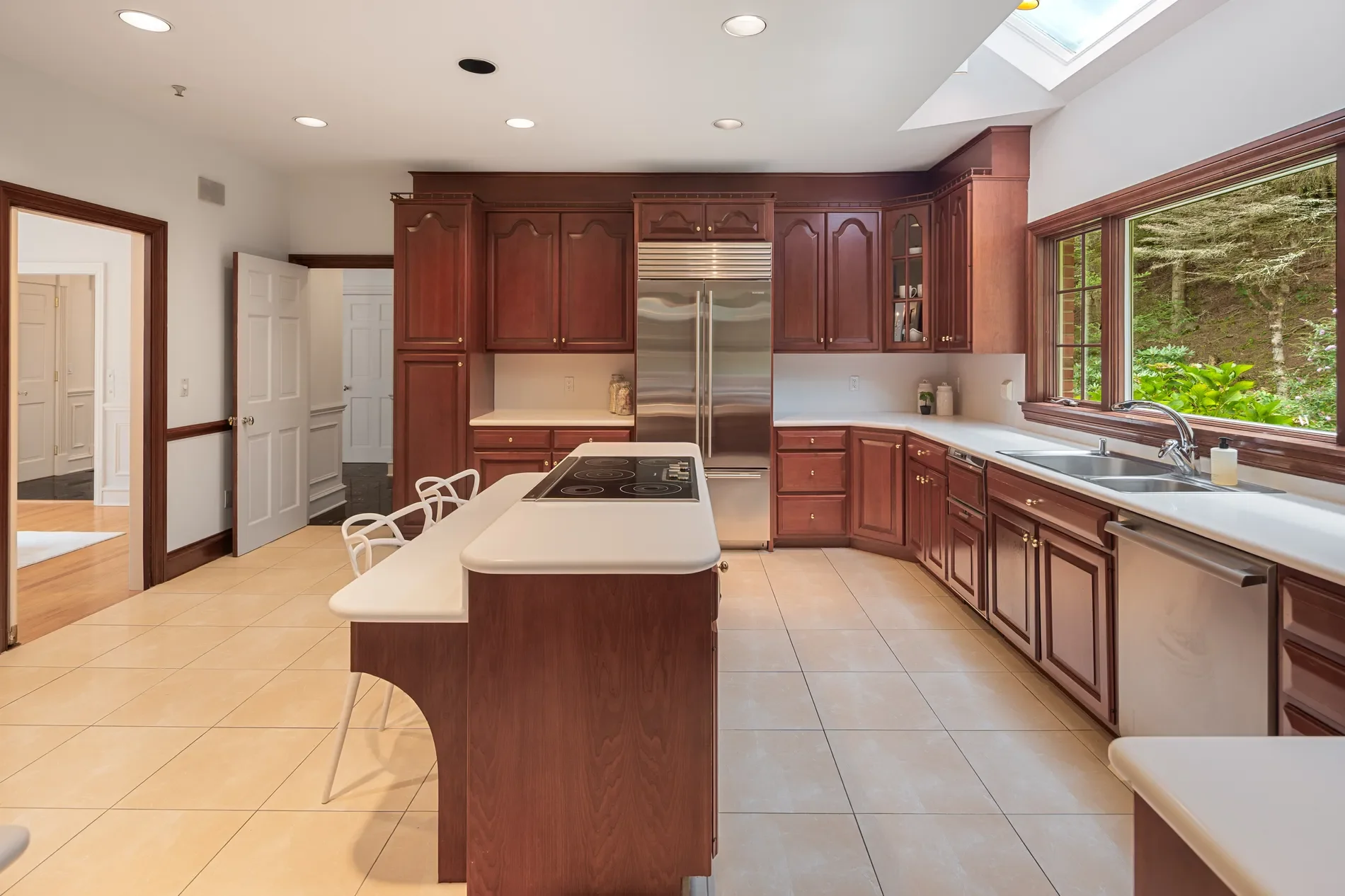 650 Laurel Road, New Canaan, CT 06840, New Canaan, Connecticut, United States. - Photo 12