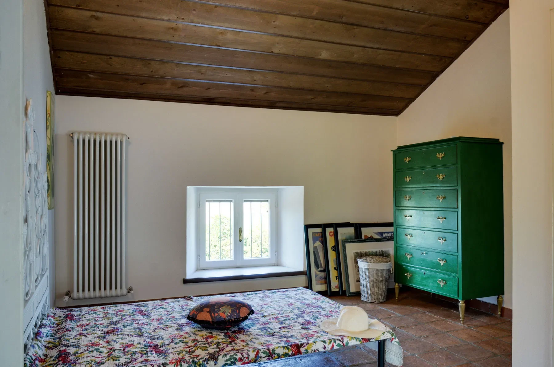 Gallery photo 2