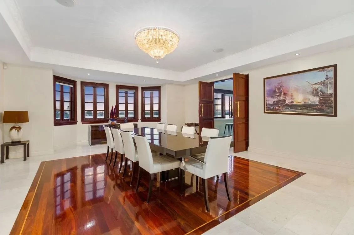 SOVEREIGN ISLANDS, Knightsbridge Parade West, Paradise Point, Queensland, Australia. - Photo 4