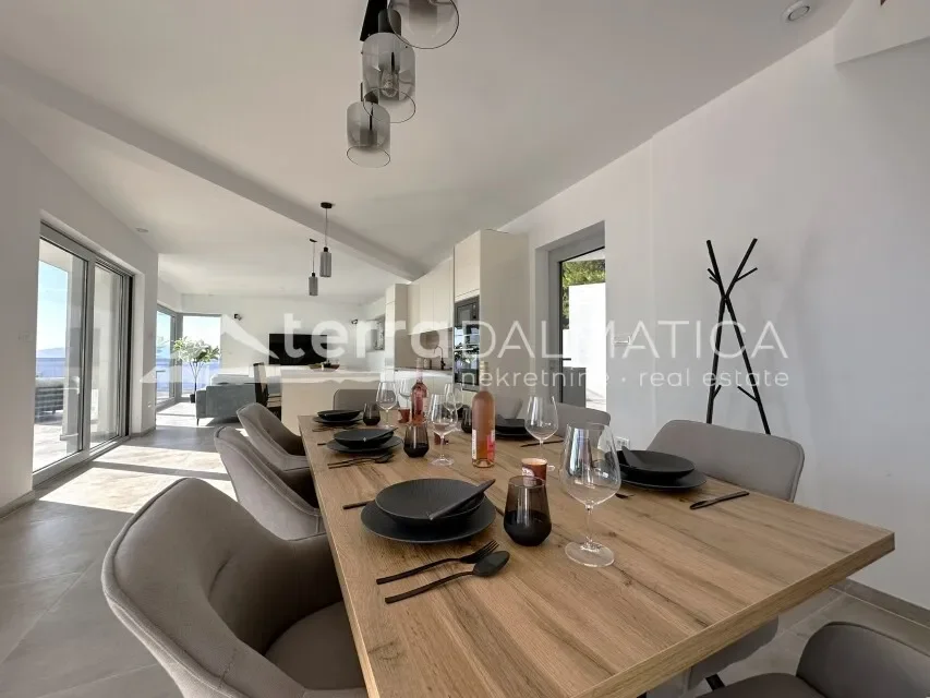 Gallery photo 4