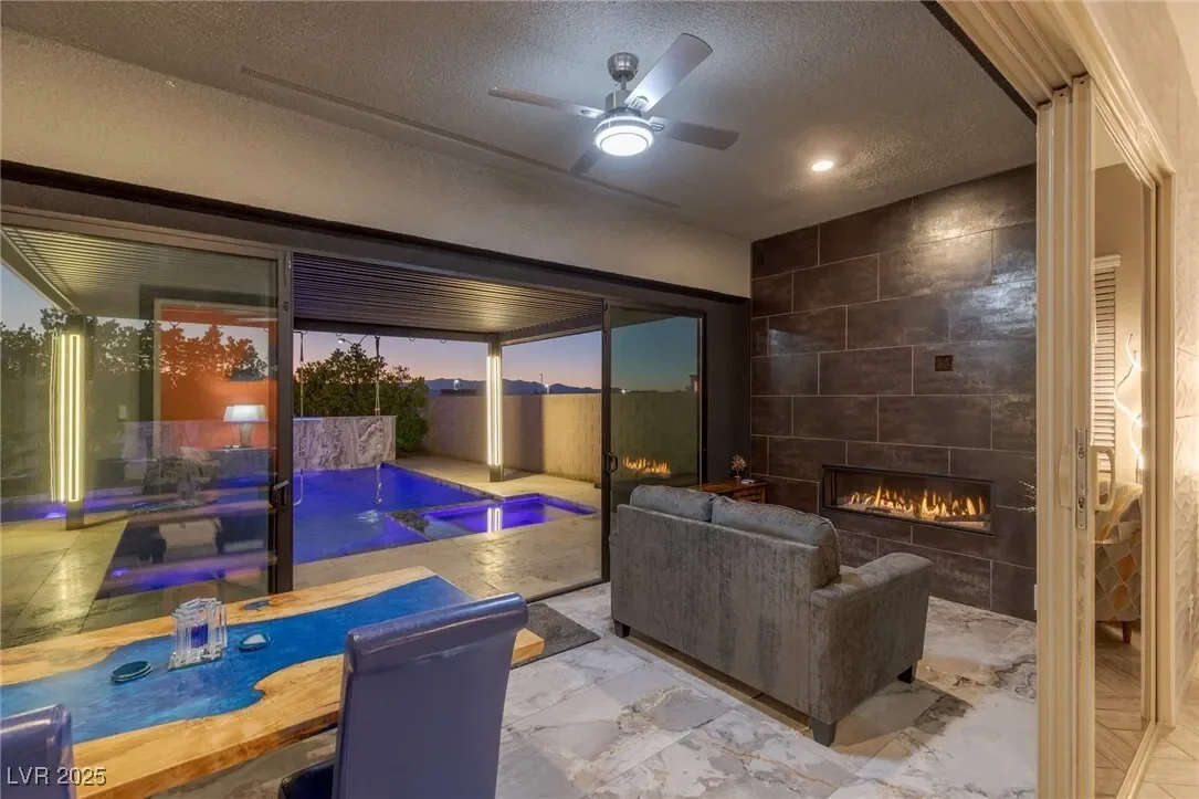 731 Glowing Horizon Street, Henderson, Nevada, United States. - Photo 17