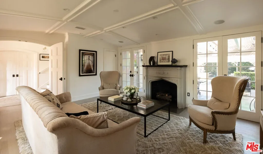 1614 N Fairfax Avenue, Los Angeles, California, United States. - Photo 21