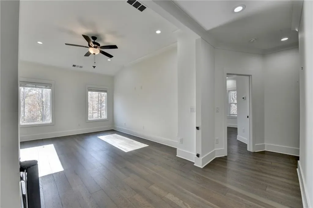 6181 Shoreland Circle, Buford, Georgia, United States. - Photo 29
