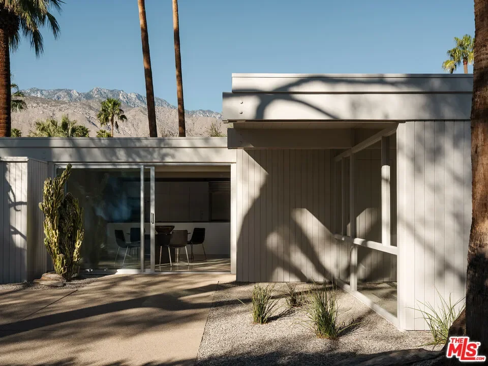 1272 E Verbena Drive, Palm Springs, California, United States. - Photo 16