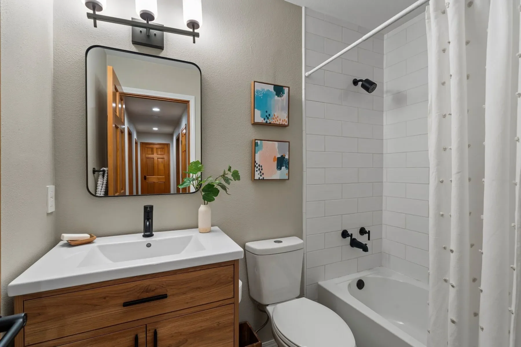 17 Camino Estrellas , Santa Fe, NM 87508, Santa Fe, New Mexico, United States. - Photo 16