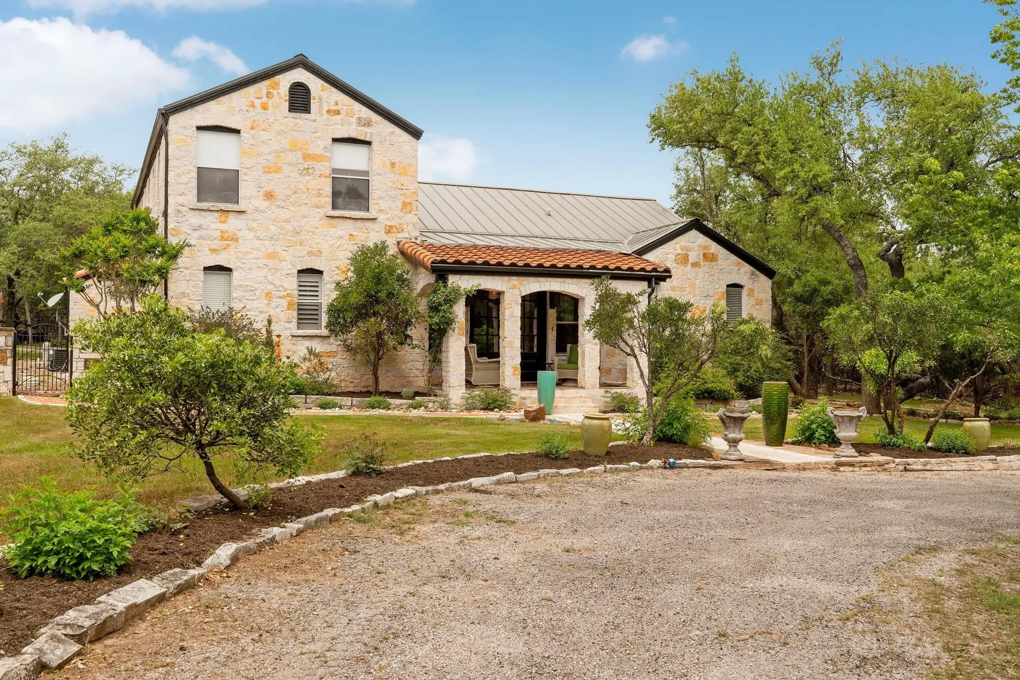 10921 Long Branch DR, Austin, Texas, United States. - Photo 2