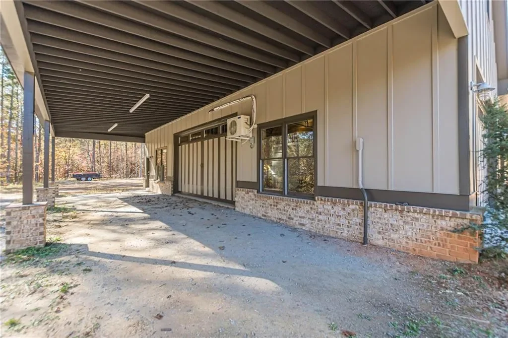 5752 W PHILLIPS MILL Road, Douglasville, Georgia, United States. - Photo 81