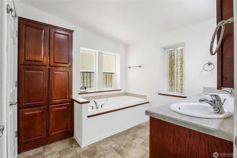 13434 Road A.5 NW, Ephrata, WA 98823, Ephrata, Washington, United States. - Photo 21