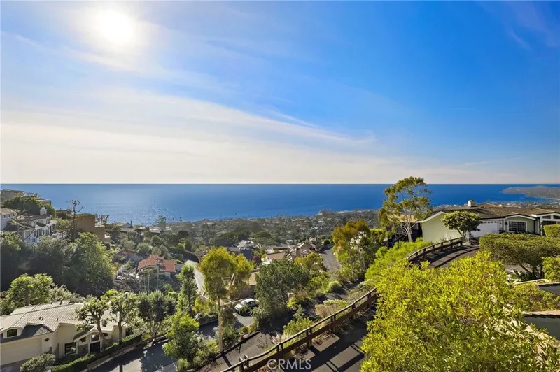 6 Pacific Vista, Laguna Beach, CA 92651, Laguna Beach, California, United States. - Photo 26