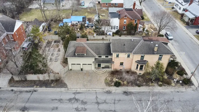 45 Gore St W, Perth, ON K7H 2L9, Canada, Perth, Ontario, Canada. - Photo 31