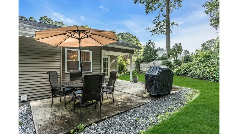 5 Meadowfield Lane, Glen Cove, New York, United States. - Photo 8