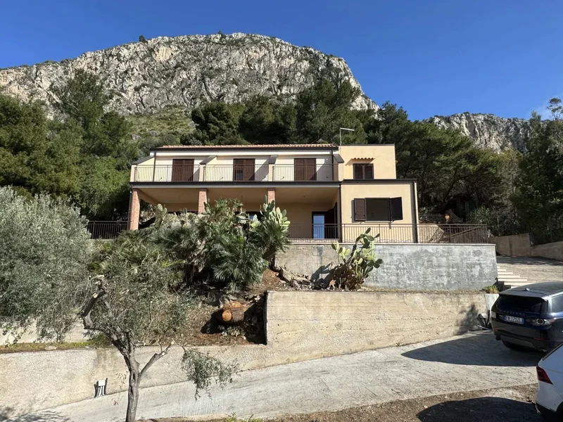 Via Francesco Paolo Perez, Aspra, Sicily, Italy. - Photo 5