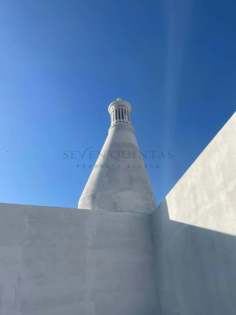 For Sale Five Bedroom Property With Swimmingpool, Garage And Sea Views, Vale Judeu, Algarve, Portuga