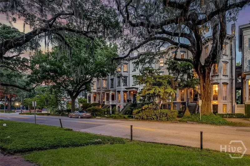 Single Family Residence in Savannah