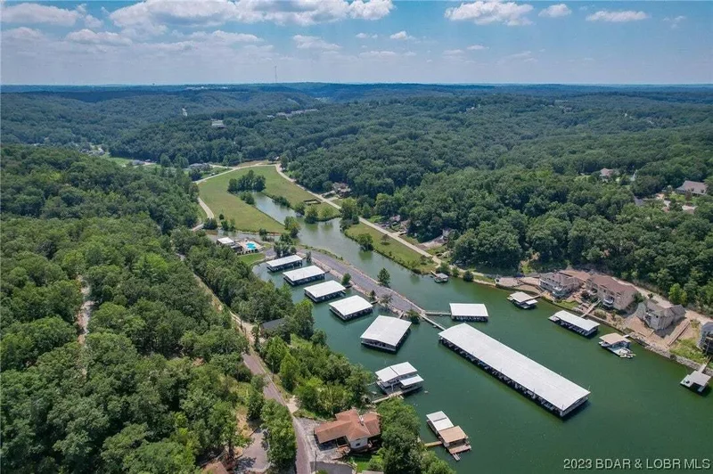 20 Crown Drive #6,8,20,22,34,36, Camdenton, MO 65020, Camdenton, Missouri, United States. - Photo 35