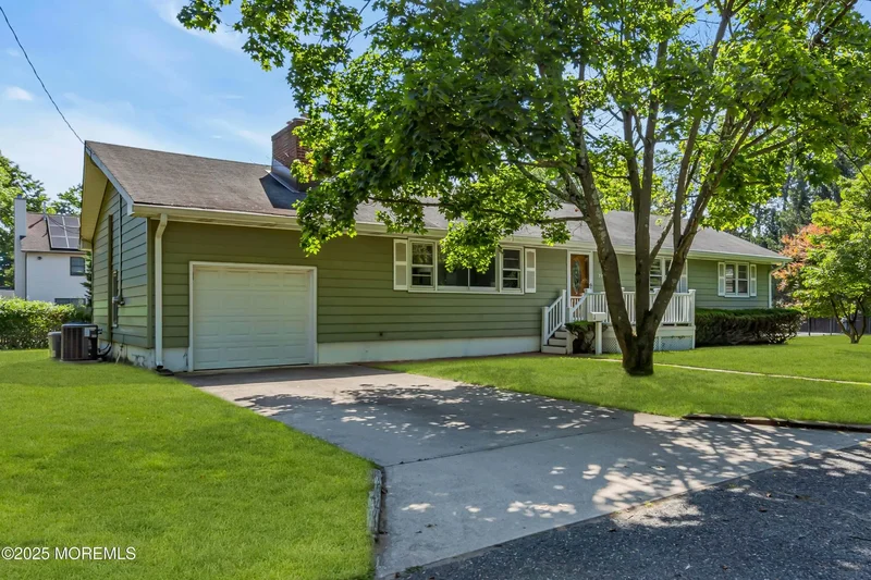 71 Lenox Avenue, Oakhurst, NJ 07755, 07755, New Jersey, United States. - Photo 48