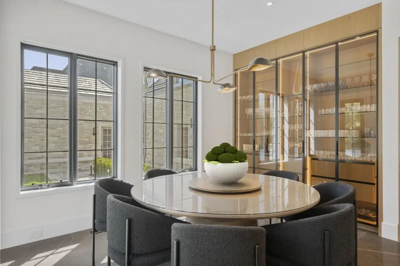 186 Pine Valley Cres, Vaughan, Ontario, Canada. - Photo 15
