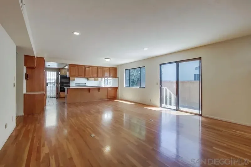 349-351 G Avenue, Coronado, California, United States. - Photo 47