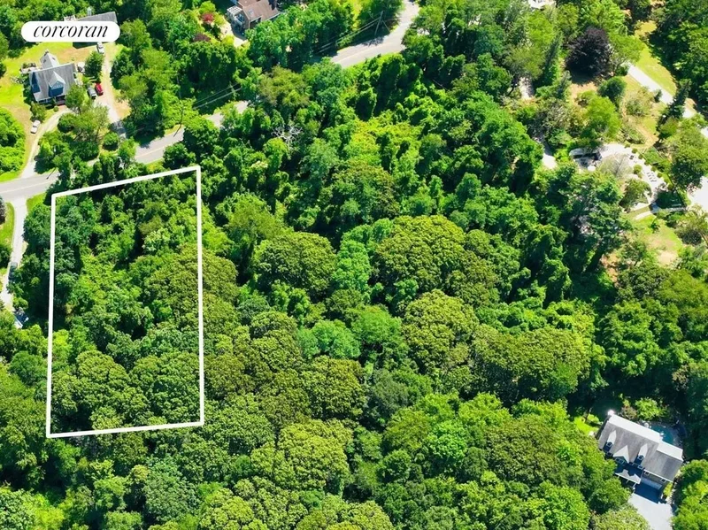 141 South Midway Road, Shelter Island, NY 11964, Shelter Island, New York, United States. - Photo 3