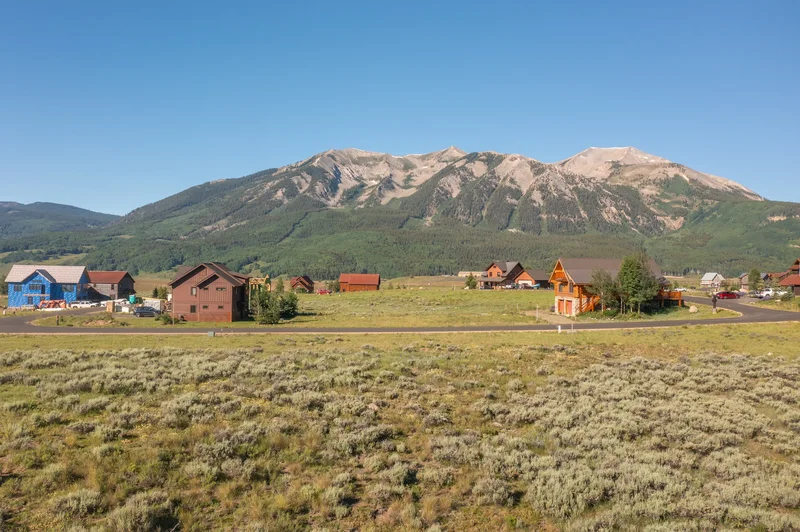 527 South Avion Drive , Crested Butte, CO 81224, Crested Butte, Colorado, United States. - Photo 8