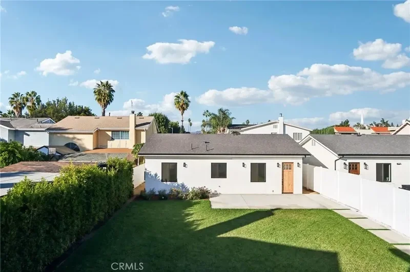 14931 Vose Street, Los Angeles, California, United States. - Photo 20