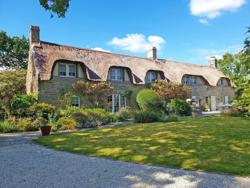 Pluguffan. Elegant Thatched Cottage And 3 Outbuildings Nestled In A Landscaped,…