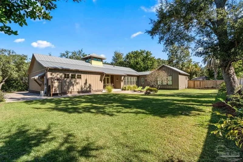 2369 W Bayshore Rd, Gulf Breeze, FL, 32563, USA, Gulf Breeze, Florida, United States. - Photo 22