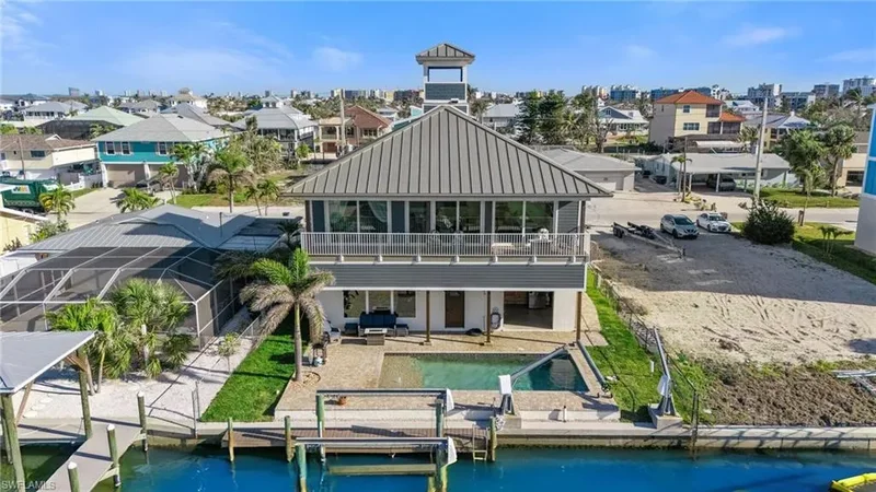 189 Curlew ST, Fort Myers Beach, Florida, United States. - Photo 23