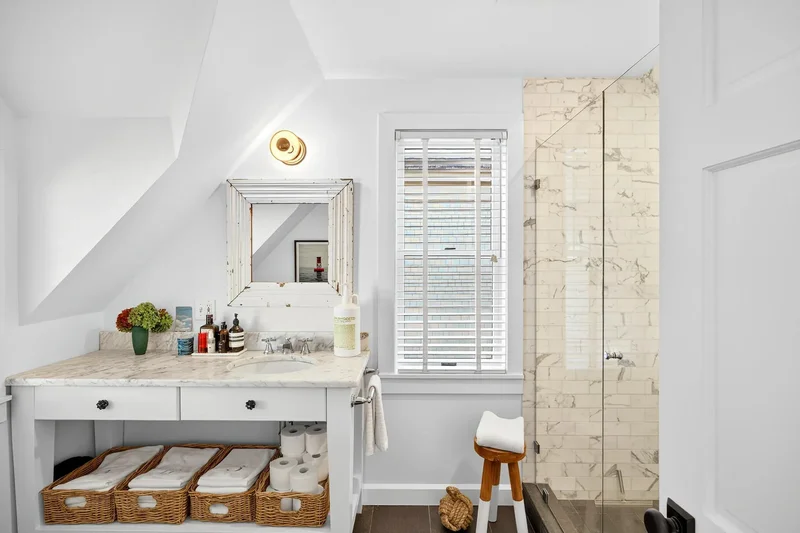 26 Cottage Street , Provincetown, MA 02657, Provincetown, Massachusetts, United States. - Photo 27