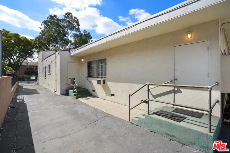 317 W Palmer Avenue, Glendale, California, United States. - Photo 34