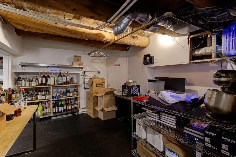 3 Rue de la Commune E., Montréal, Quebec, Canada. - Photo 9