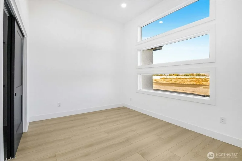 7897 Blackbird Loop Ne, Moses Lake, WA 98837, Moses Lake, Washington, United States. - Photo 15