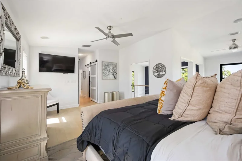 6322 LAGUNA DRIVE #1, LONGBOAT KEY, FL 34228, Longboat Key, Florida, United States. - Photo 23