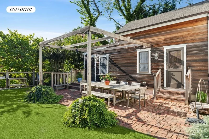 11 Howard Street, Sag Harbor, NY 11963, Sag Harbor, New York, United States. - Photo 18