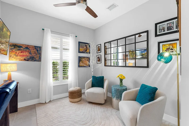 8273 Grande Shores Drive, Sarasota, FL 34240, Sarasota, Florida, United States. - Photo 32