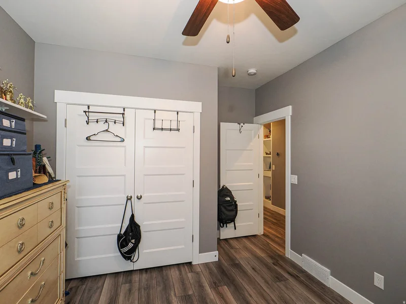 10762 S BEACH COMBER WAY, South Jordan, Utah, United States. - Photo 34