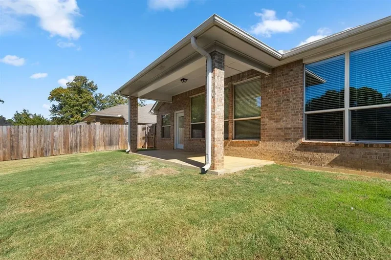 6015 Pine Cone Lane, Tyler, Texas, United States. - Photo 19