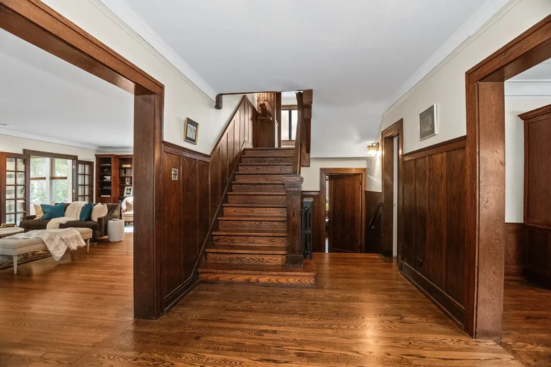 2528 Sheridan Road , Evanston, IL 60201, Evanston, Illinois, United States. - Photo 8