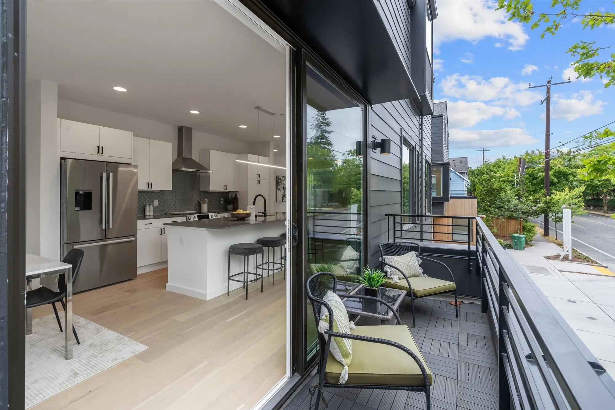1327 N 185th St Unit #A , Shoreline, WA 98133, Seattle, Washington, United States. - Photo 5