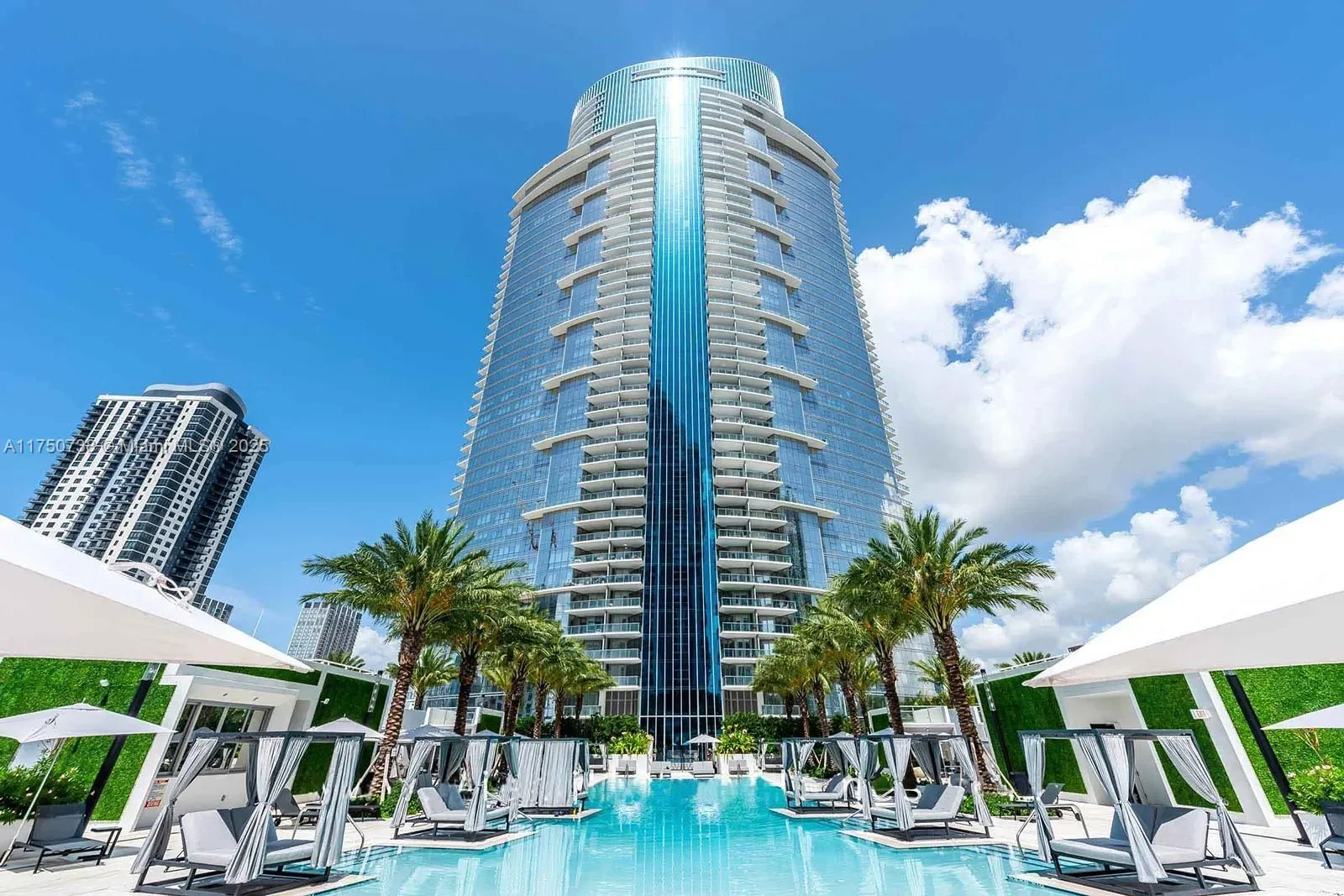 851 NE 1st Ave 3611, Miami, Florida, United States. - Photo 9