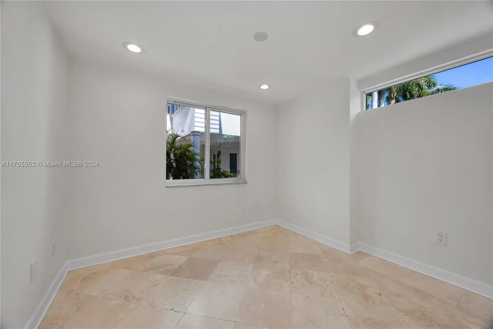 3566 Rockerman Rd, Miami, Florida, United States. - Photo 17