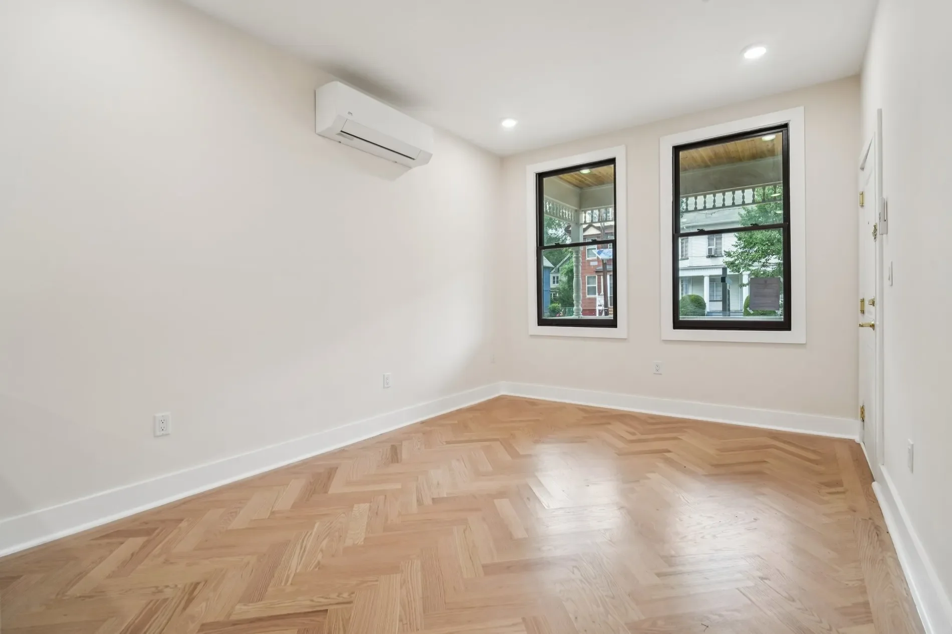 Gallery photo 6
