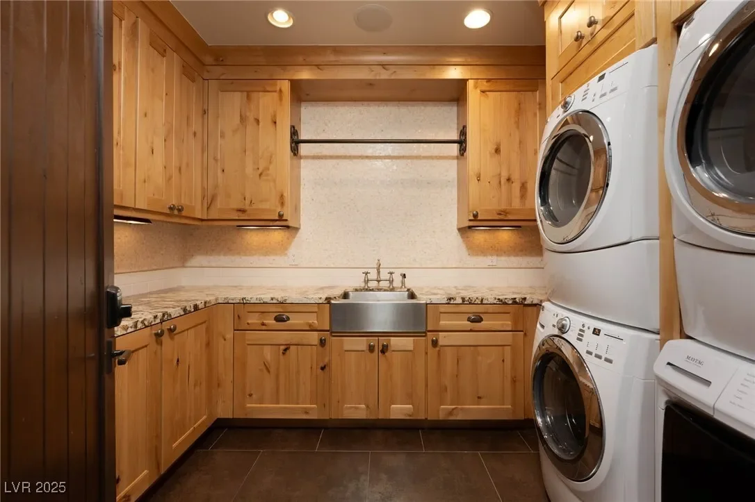 64 Promontory Ridge Drive, Las Vegas, Nevada, United States. - Photo 57