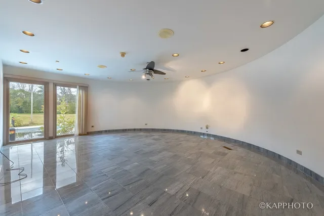 24436 West Woodridge Way, Joliet, IL 60404, Joliet, Illinois, United States. - Photo 24