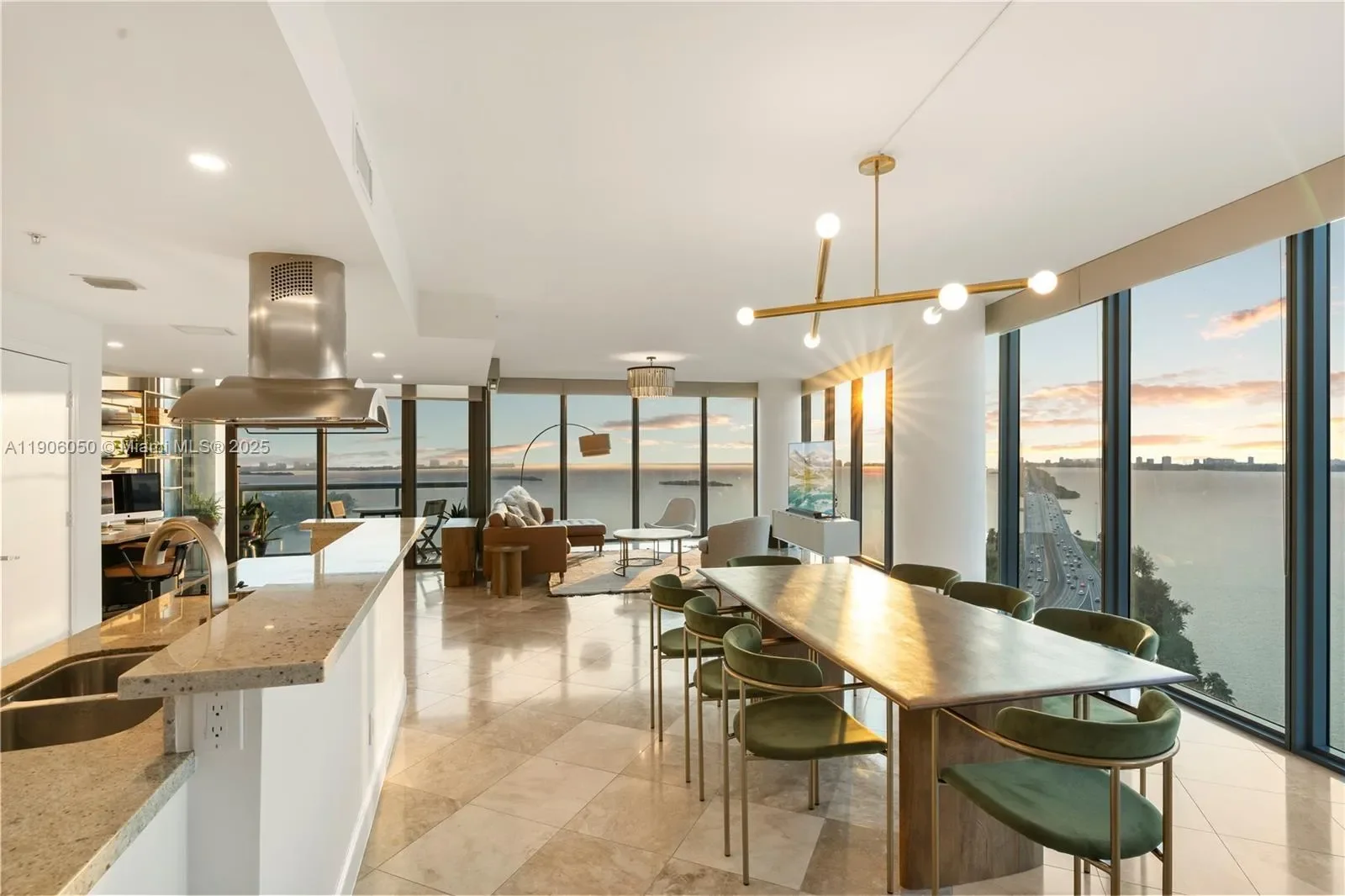 601 NE 36th St 2312, Miami, Florida, United States. - Photo 7