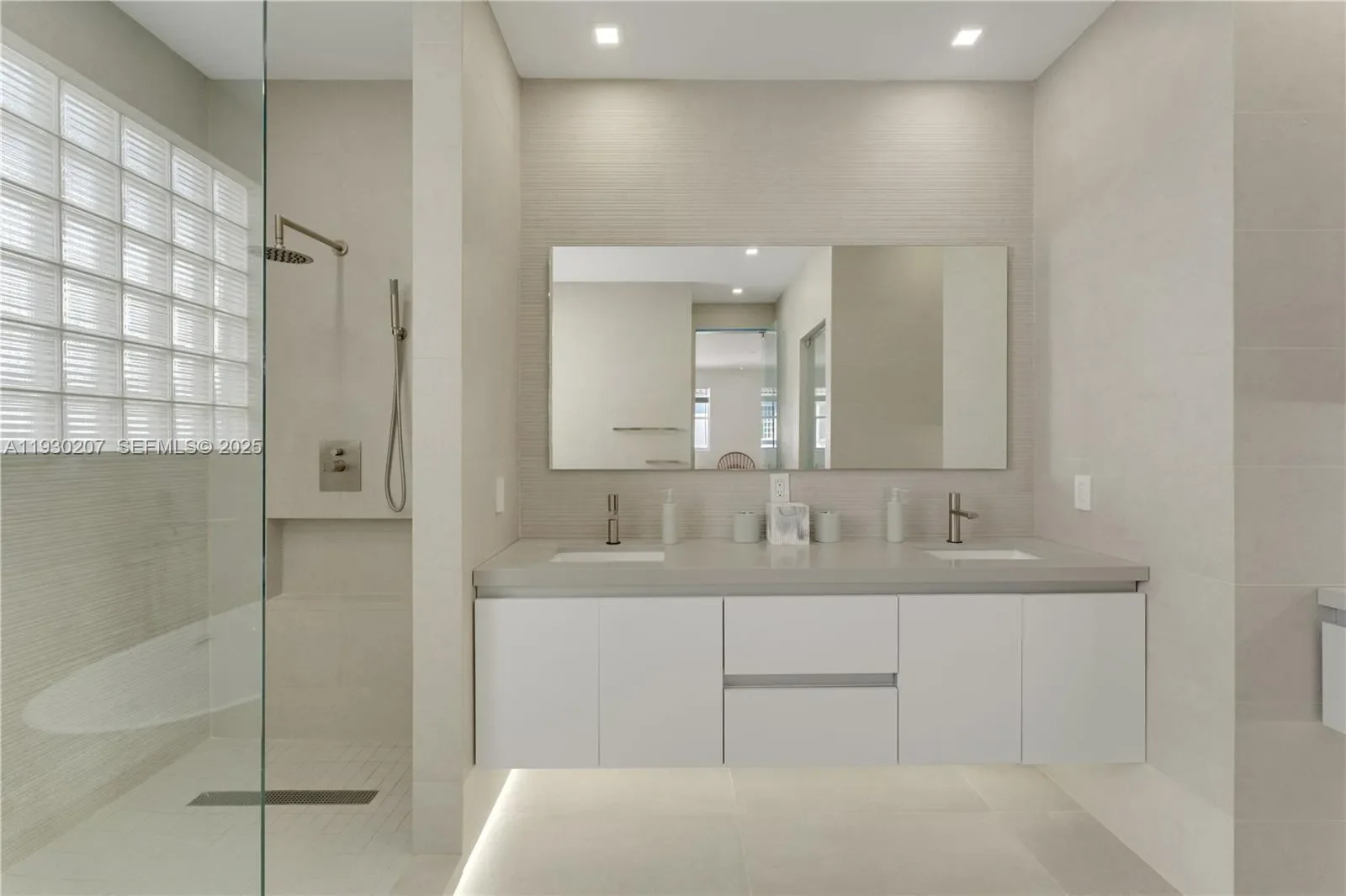 21156 NE 33rd Ave, Aventura, Florida, United States. - Photo 7