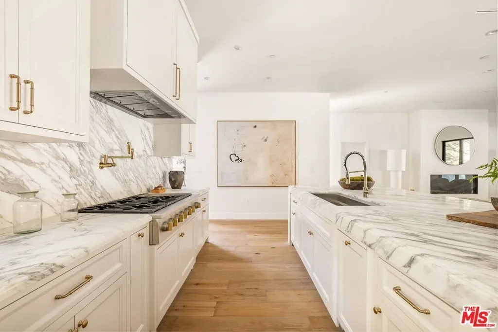 16815 Shileno Place, Los Angeles, California, United States. - Photo 14