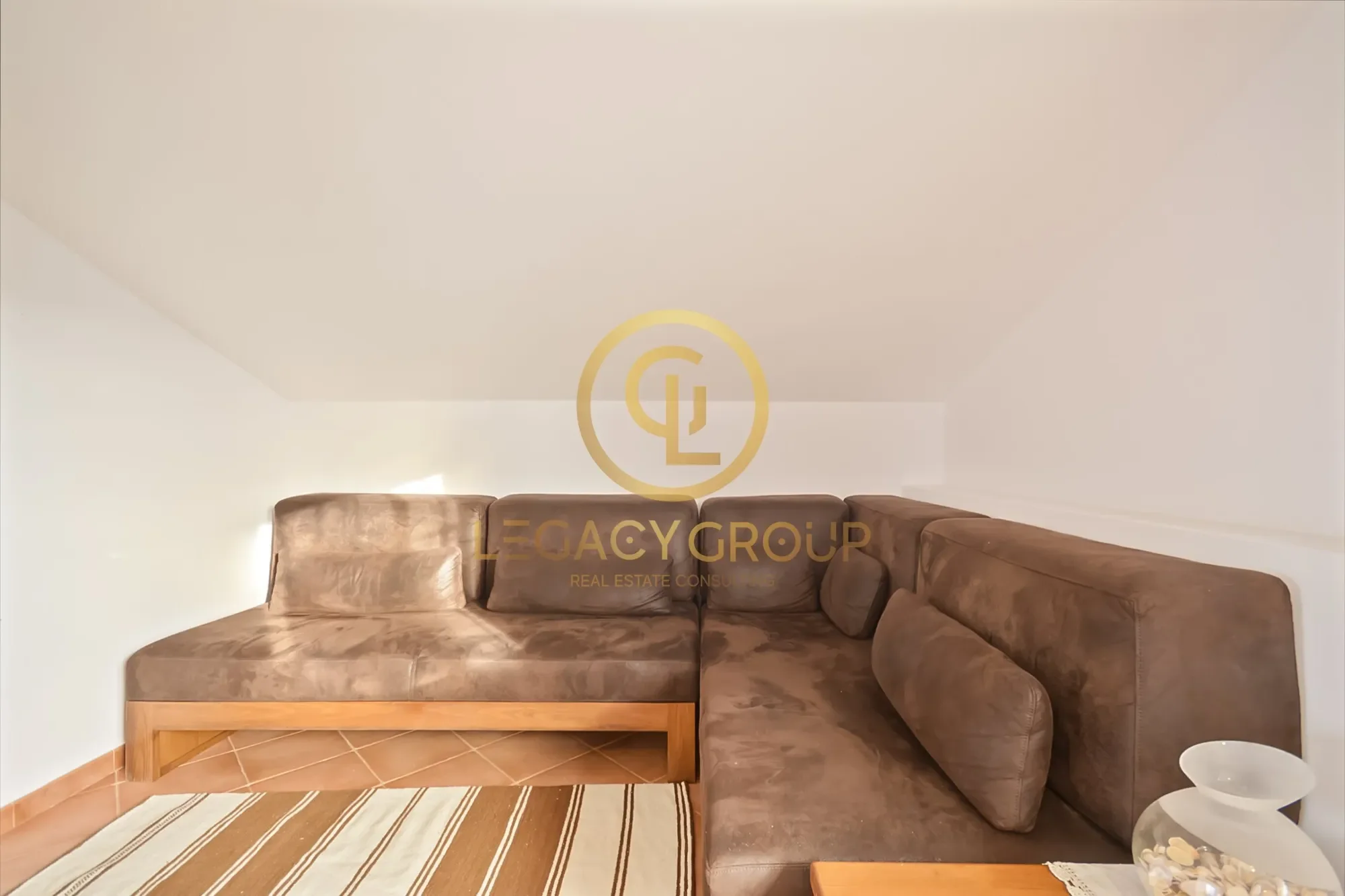 Gallery photo 9