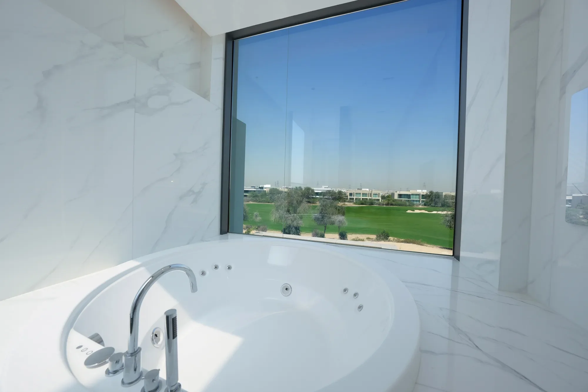 47HC+W3H - Dubai - United Arab Emirates, Dubai, Dubai, United Arab Emirates. - Photo 1