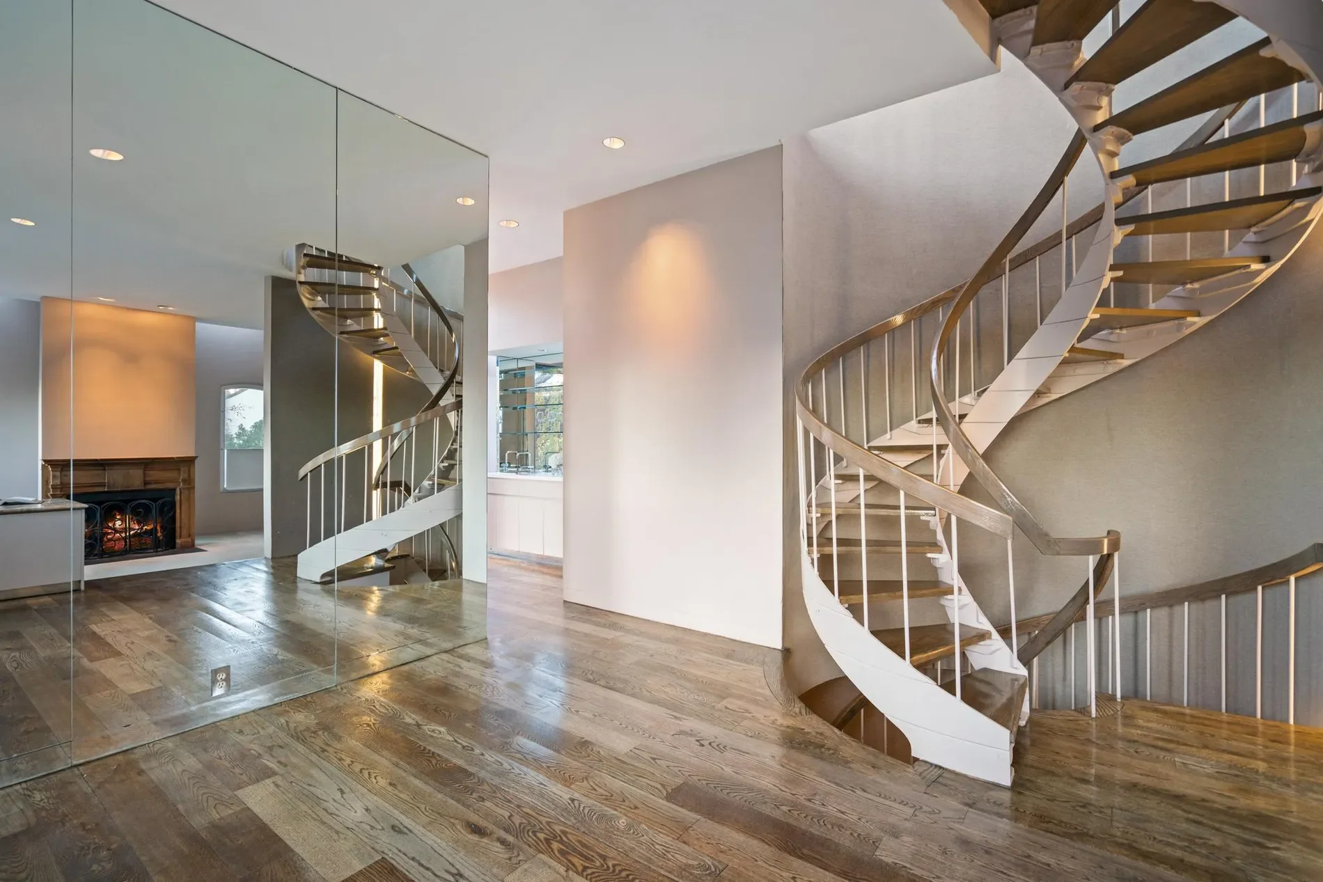 Gallery photo 12